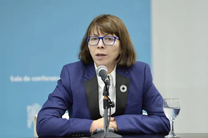 Batakis-habla-696x463