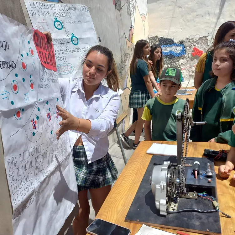 FIO 2025-LIBRO FISICA 8