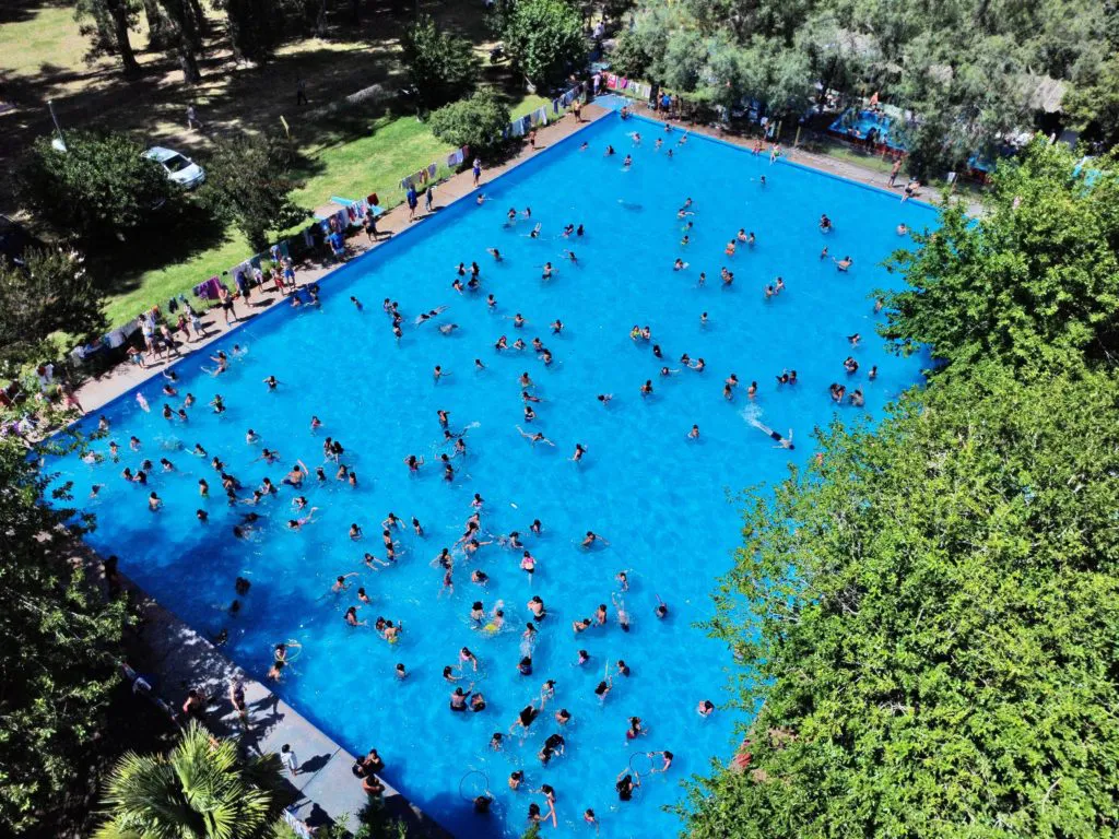 Pileton-La-MAxima-Escuelas-Abiertas-de-Verano-2-1024x768