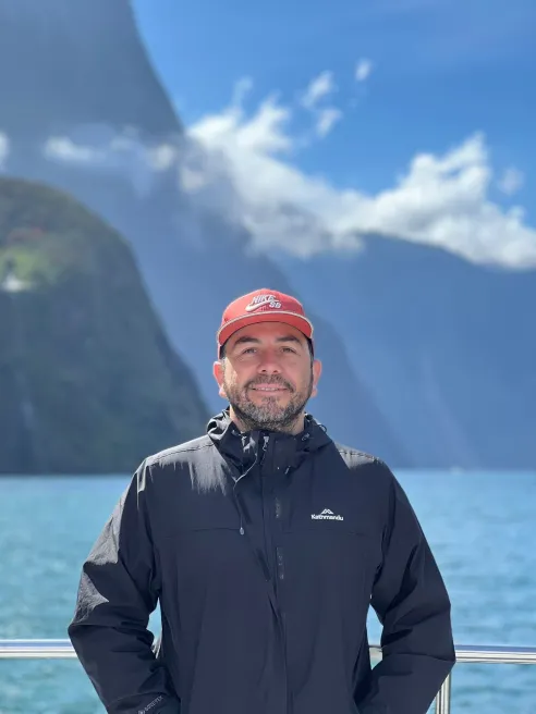 2c960e38-4514-431e-a566-7a07f7843504