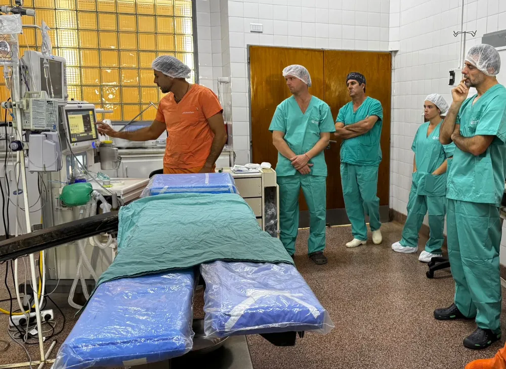 Mesas-Anestesia-Hospital-Municipal-2