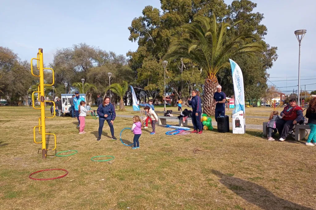 Deportes-Juguemos-en-la-Plaza-3-1-1024x682