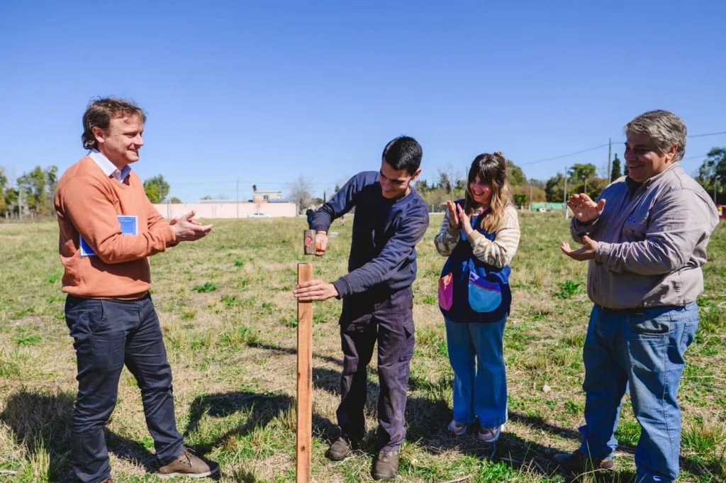 Entrega-de-lotes2-1024x681