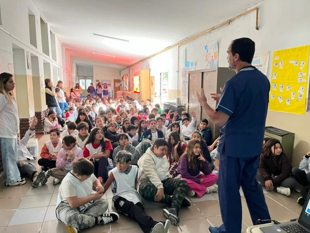 Barrio-por-Barrio-Talleres-Escuela-Jardines-1024x768