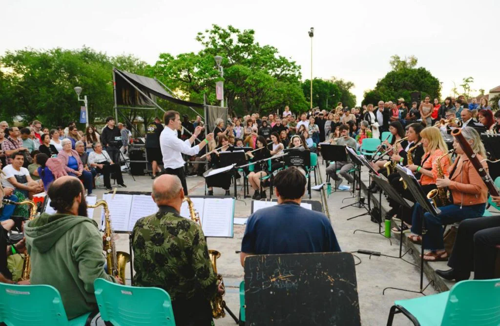 Orquesta-Banda-Escuela-1024x668